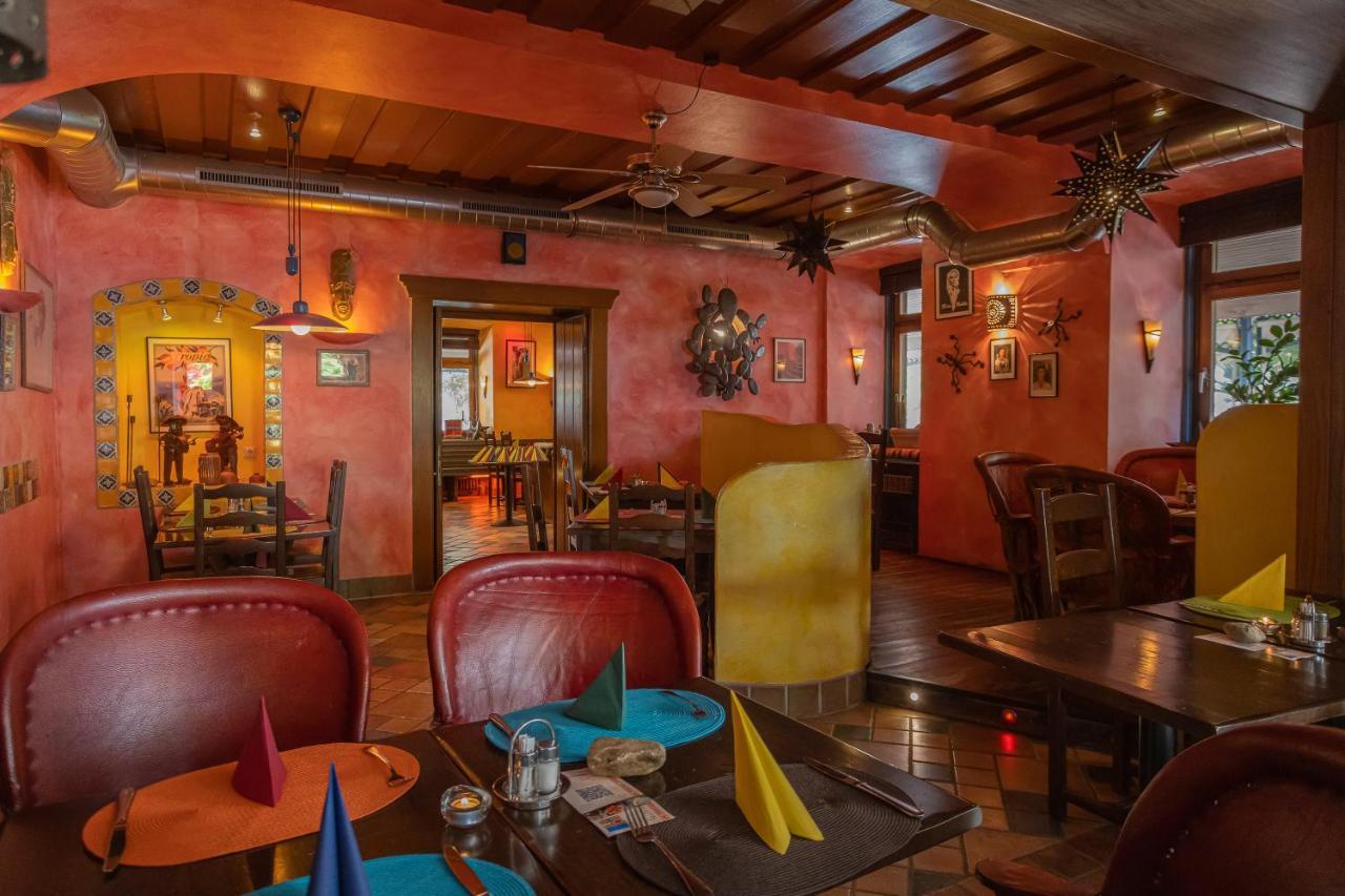 Hotel Ertl & Restaurant El Venado Spittal an der Drau Exterior photo